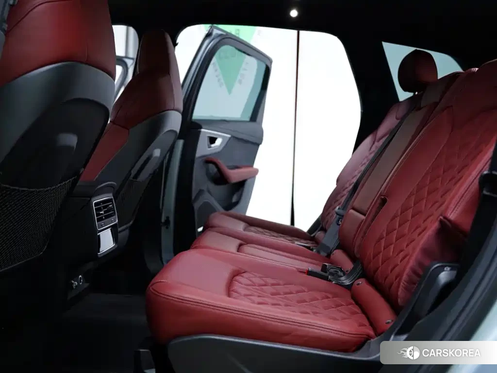 Audi SQ7 id 4601742 из Китая 46