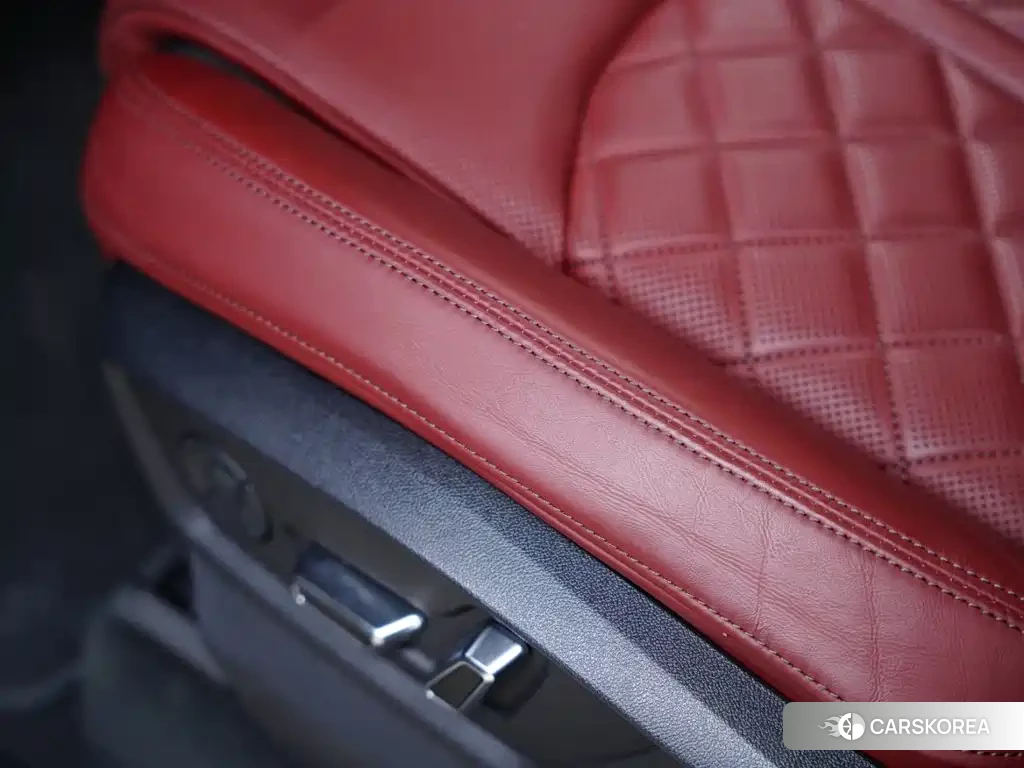 Audi SQ7 id 4601742 из Китая 47