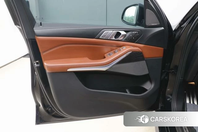 BMW X7 id 4313925 из Китая 49