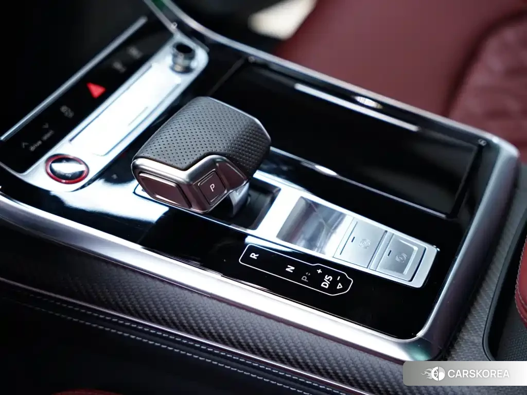 Audi SQ7 id 4601742 из Китая 53