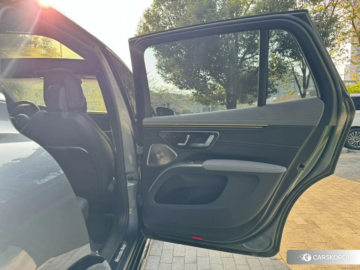 Mercedes-Benz EQS SUV id 4452691 из Китая 17