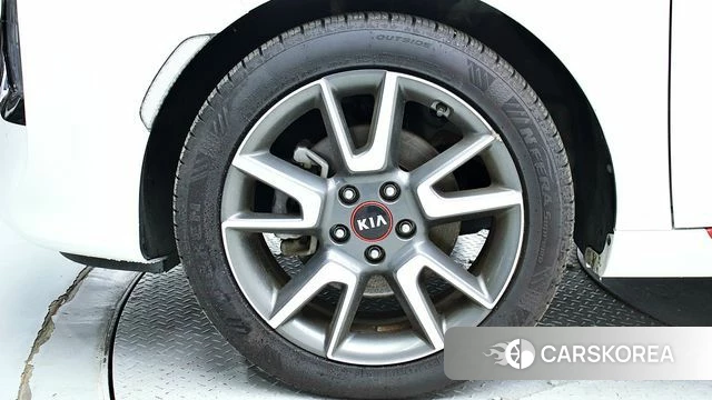 Kia Soul Booster id 4609831 из Кореи 16