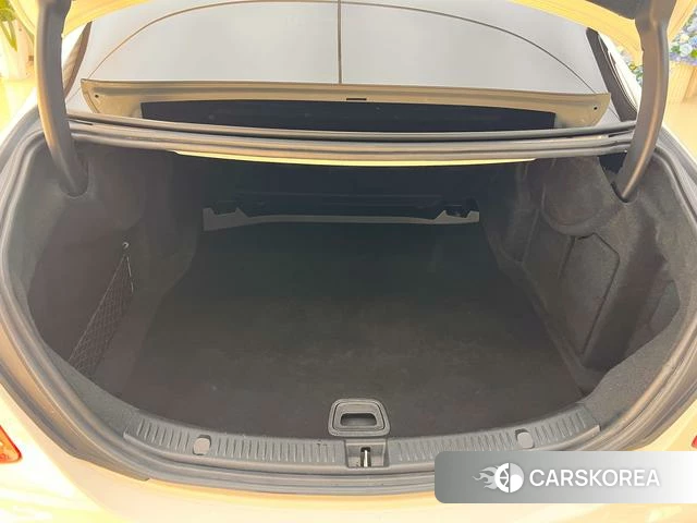 Mercedes-Benz E-class id 4209554 из Китая 16