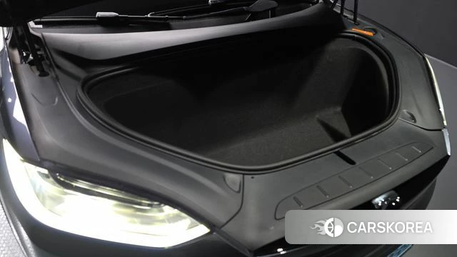 Tesla Model X id 4381906 из Кореи 31