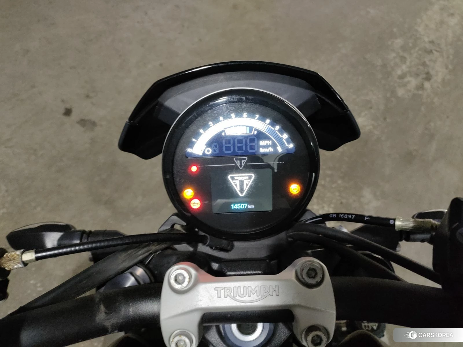 Triumph TRIDENT 660 id 3946674 из Японии 6