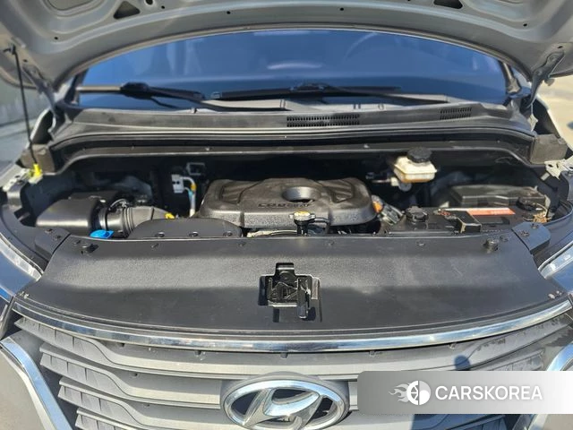 Hyundai The New Grand Starex id 3820603 из Кореи 9