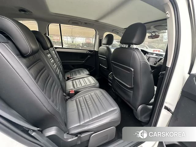 Volkswagen Touran L id 4213149 из Китая 13