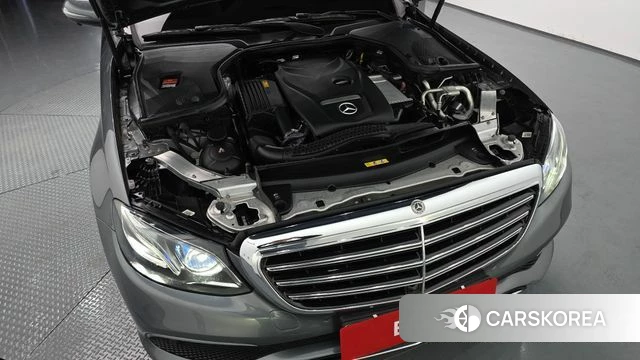 Mercedes-Benz E-Class W213 id 4294749 из Кореи 29