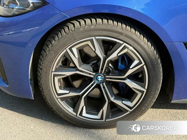 BMW i4 id 3919688 из Кореи 14