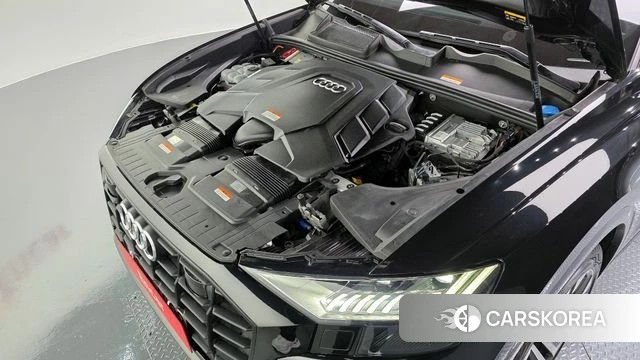 Audi Q8 (4M) id 4266711 из Кореи 31