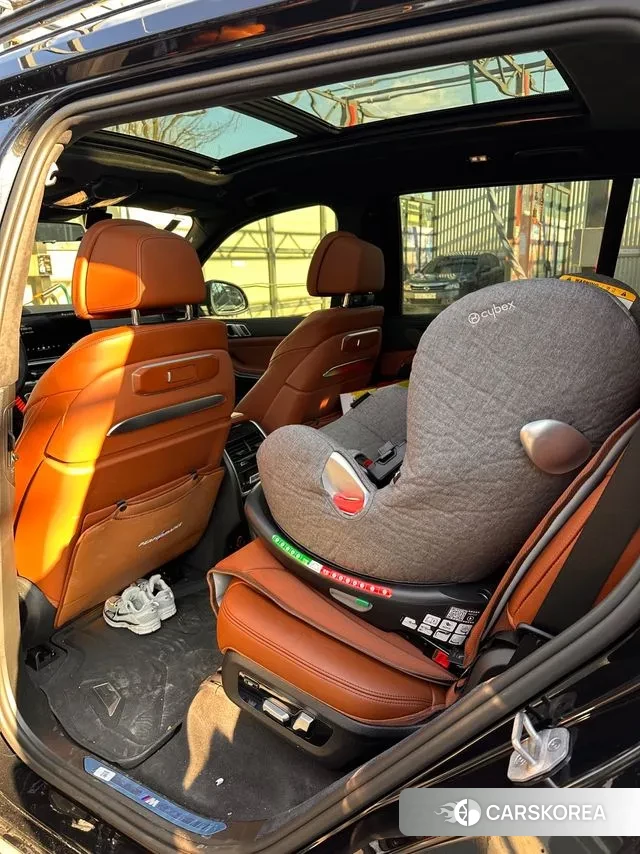 BMW X7 (G07) 2024 Черный из Кореи, фото 6