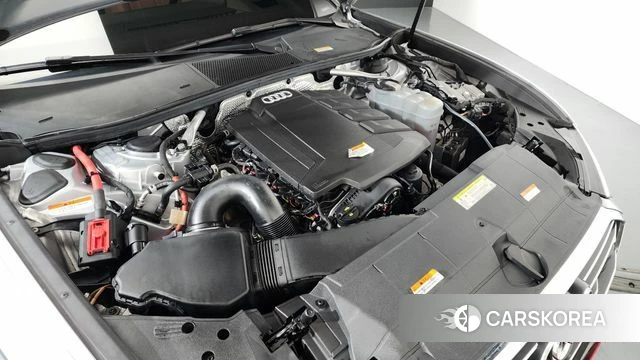 Audi A6 (C8) id 3885335 из Кореи 16