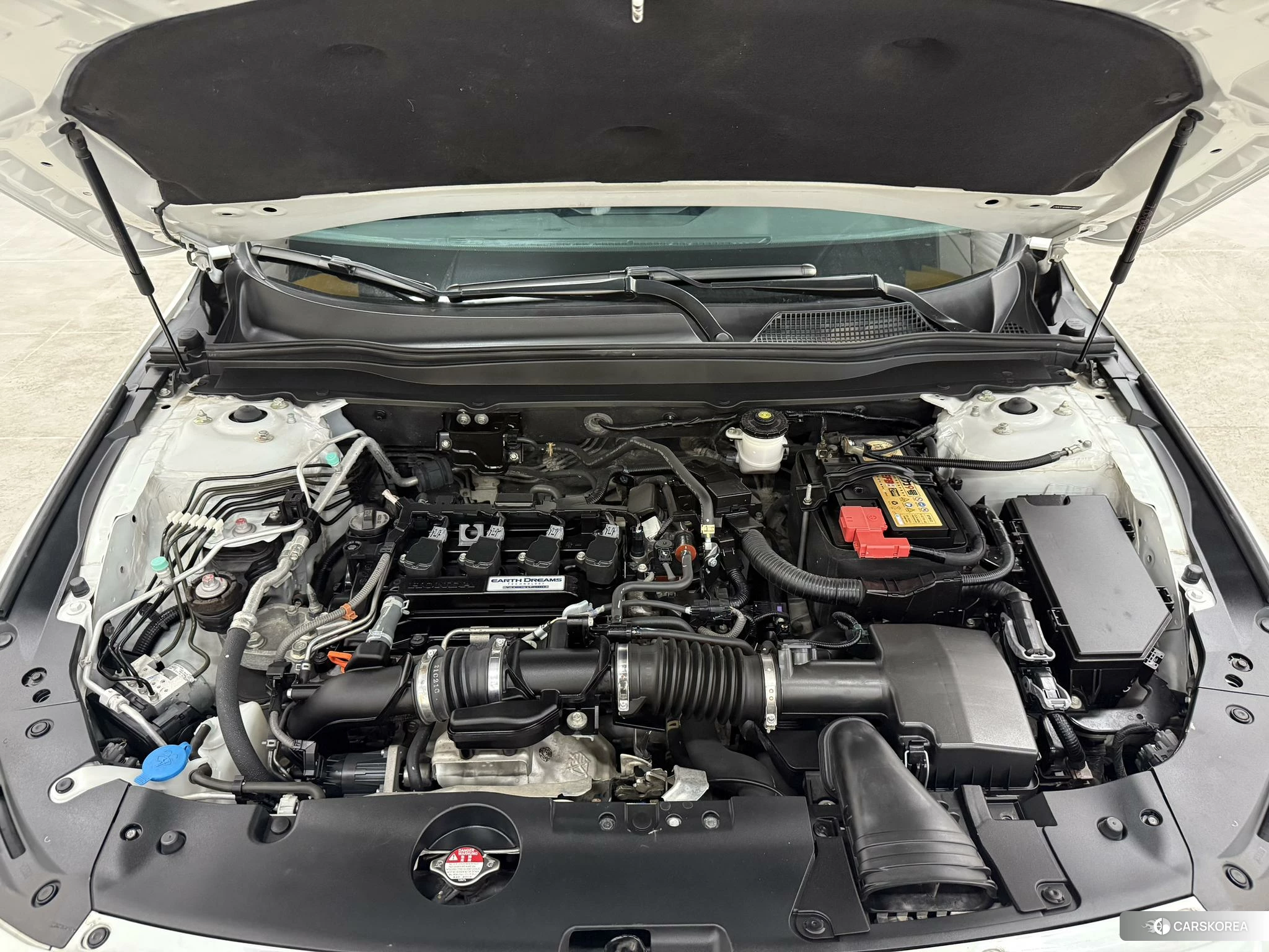Honda Accord id 4505045 из Китая 16