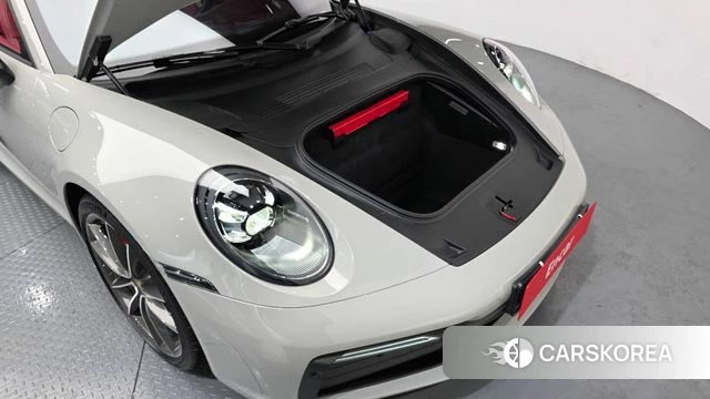 Porsche 911(992) id 3896708 из Кореи 16