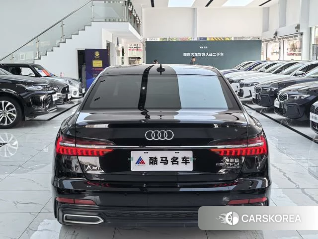 Audi A6L id 4258923 из Китая 10
