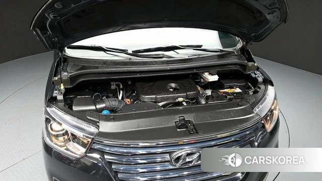 Hyundai The New Grand Starex id 3965659 из Кореи 16