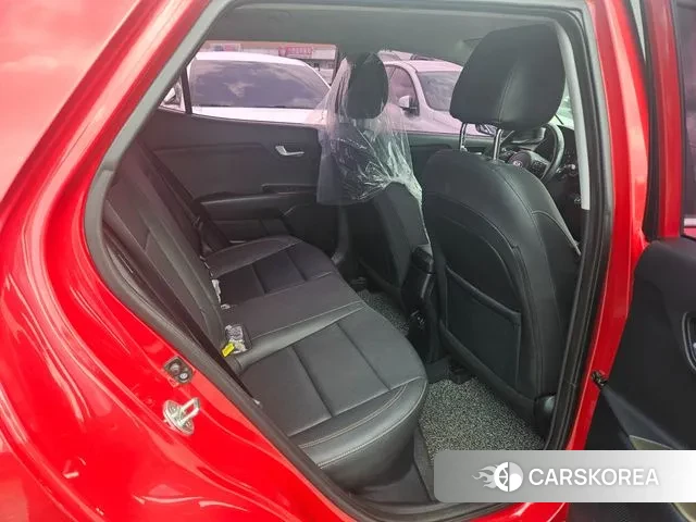 Kia Stonic id 3045547 из Кореи 11