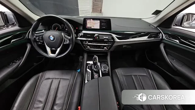 BMW 5 Series (G30) id 3709007 из Кореи 16