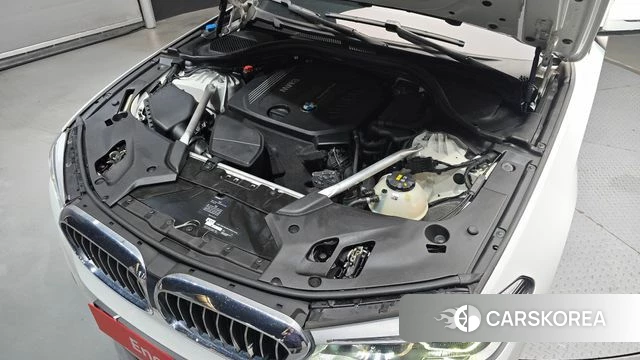 BMW 5 Series (G30) id 4652347 из Кореи 27