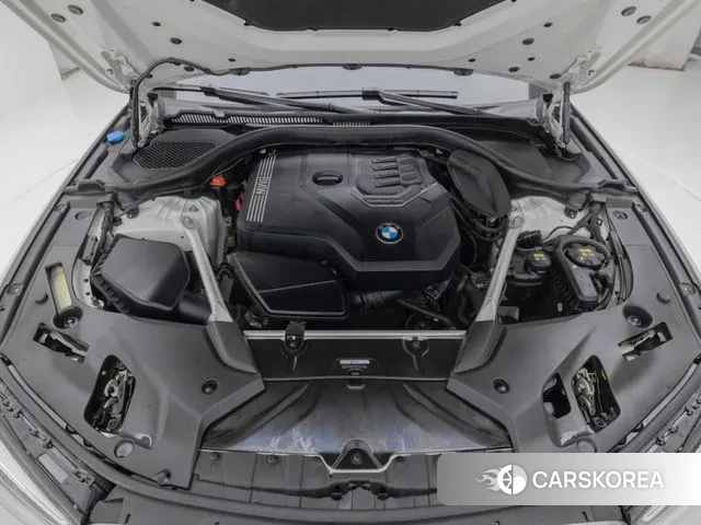 BMW 5 Series (G30) id 3089003 из Кореи 16