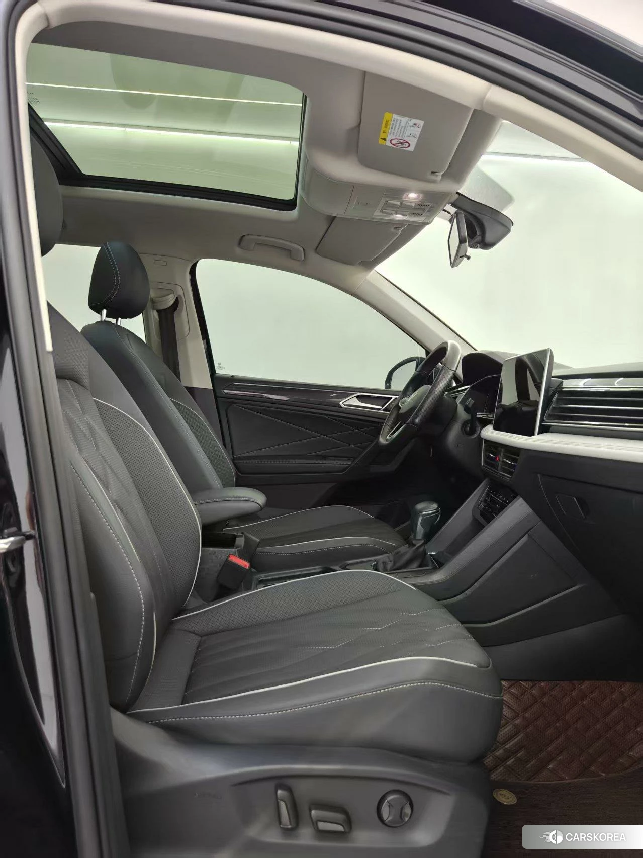 Volkswagen Tiguan L id 4512766 из Китая 17