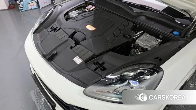 Porsche Cayenne (PO536) id 2886033 из Кореи 16