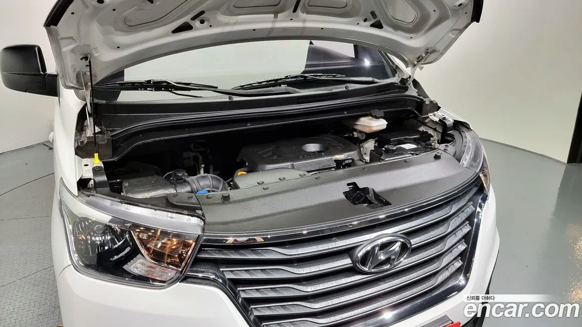 Hyundai The New Grand Starex id 1681053 из Кореи 16