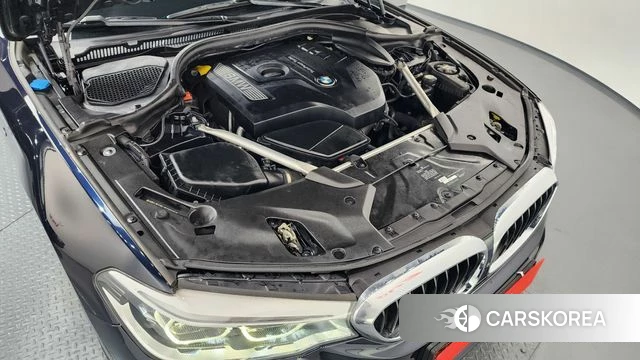 BMW 5 Series (G30) id 3905895 из Кореи 17