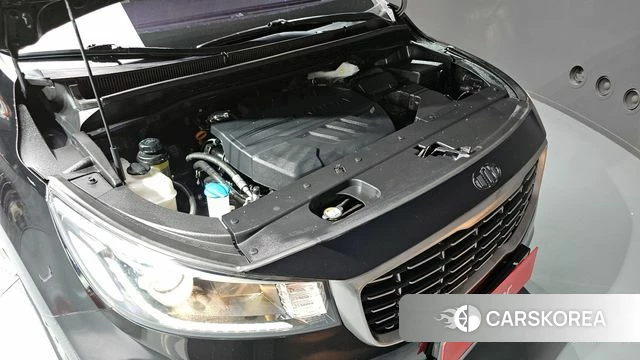 Kia The New Carnival id 4378041 из Кореи 16