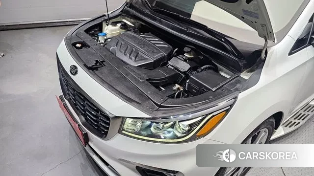 Kia The New Carnival id 3363215 из Кореи 16