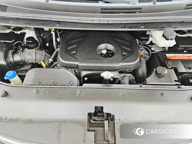 Hyundai The New Grand Starex id 3313499 из Кореи 16