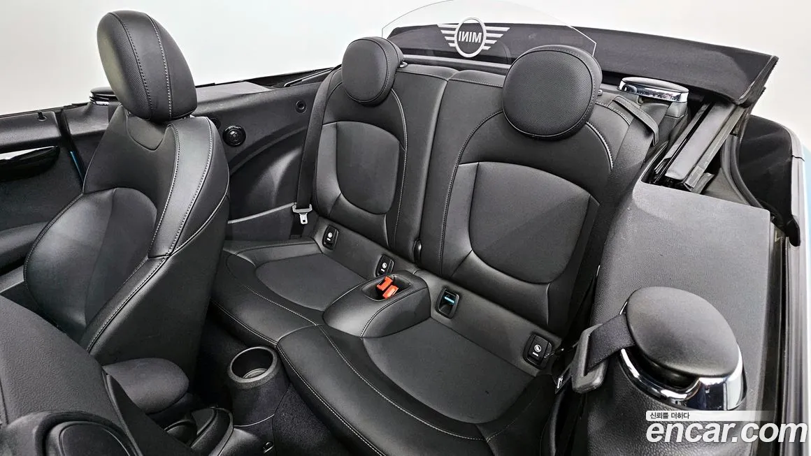 Mini Cooper Convertible 2019 Небесно-голубой из Кореи, фото 6