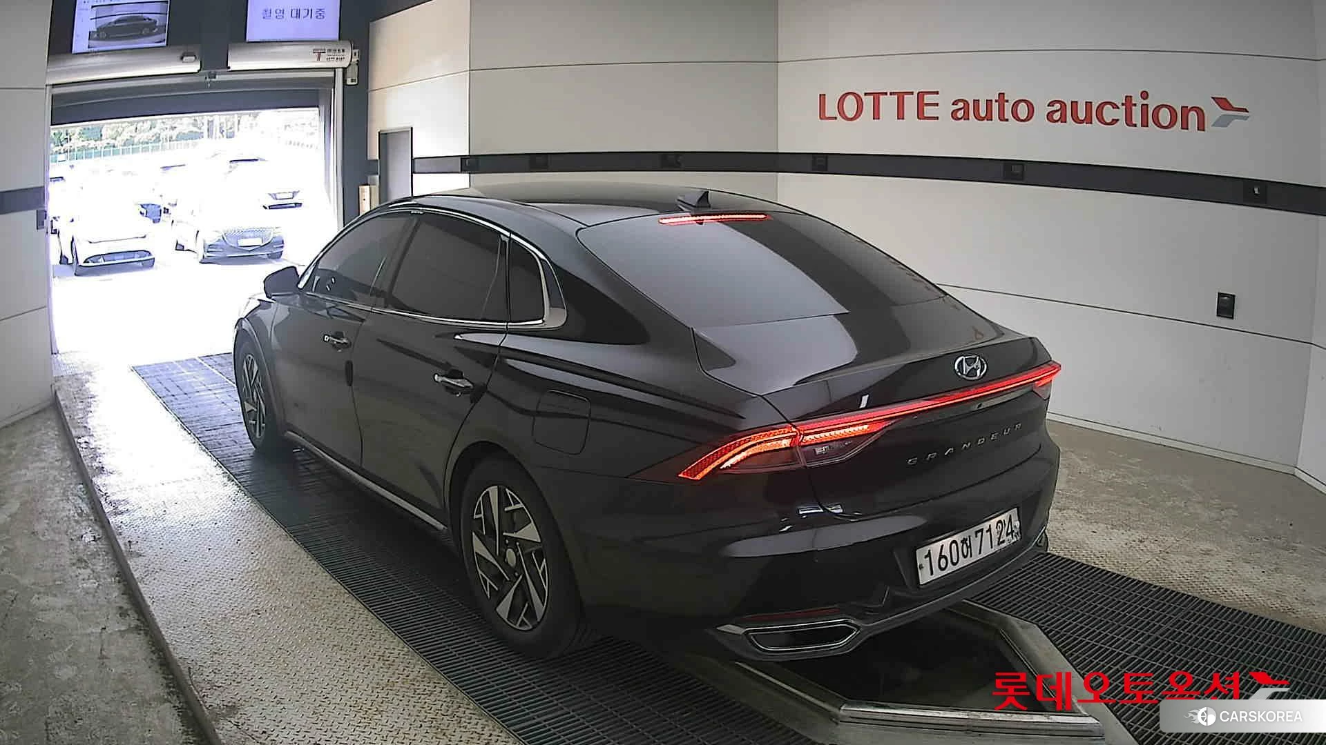 Hyundai Grandeur Hybrid id 4289408 из Кореи 33