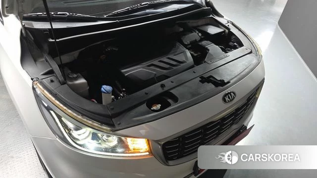 Kia The New Carnival id 4907379 из Кореи 16