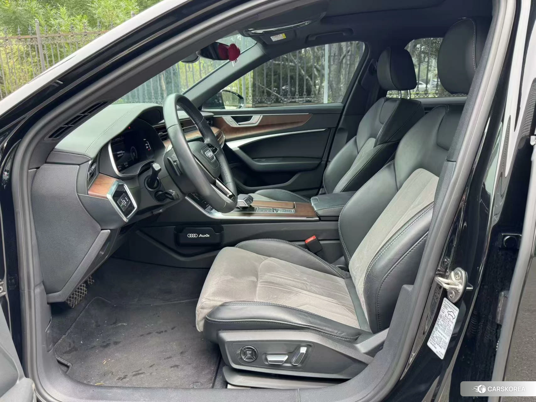 Audi A6L 2022 Черный из Китая, фото 6