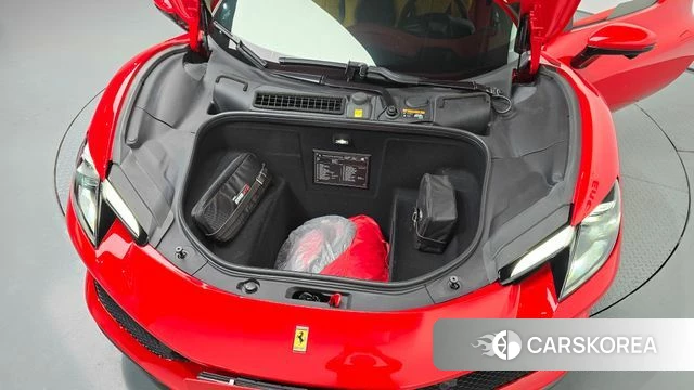 Ferrari 296 GTB id 4739963 из Кореи 16