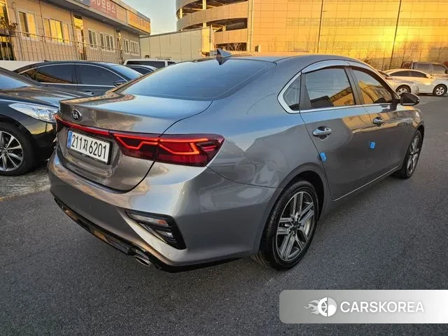 Kia Come New K3 id 3428993 из Кореи 16