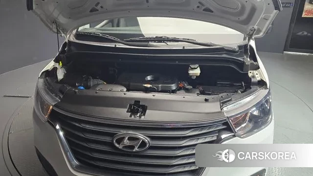 Hyundai The New Grand Starex id 3698836 из Кореи 16