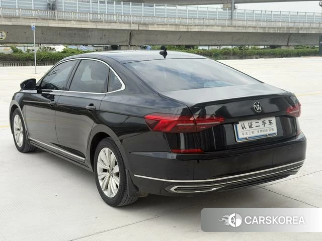 Volkswagen Passat 2021 Черный из Китая, фото 6