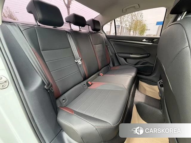Volkswagen Bora id 4298190 из Китая 23