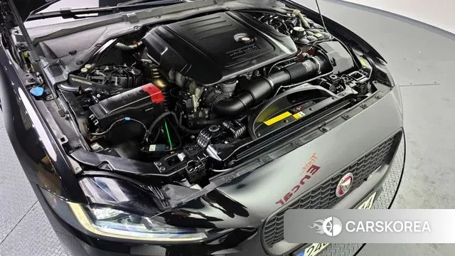 Jaguar XE id 3582500 из Кореи 16