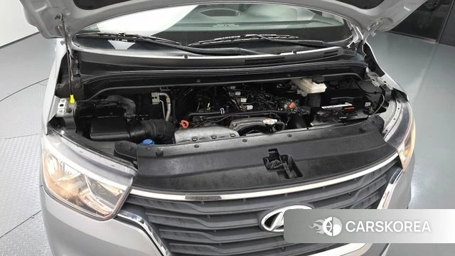 Hyundai The New Grand Starex id 4703315 из Кореи 16
