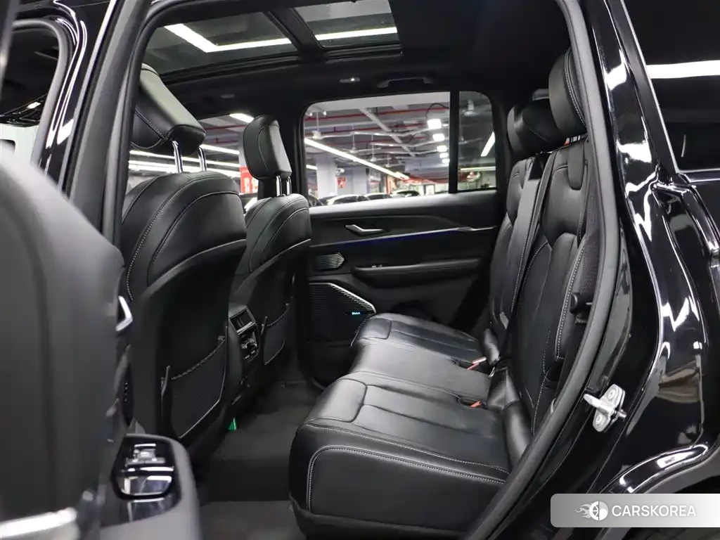 Jeep Grand Cherokee 4xe (imported) id 4577853 из Китая 29