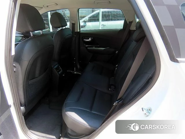 Kia The New Niro id 4250416 из Кореи 16