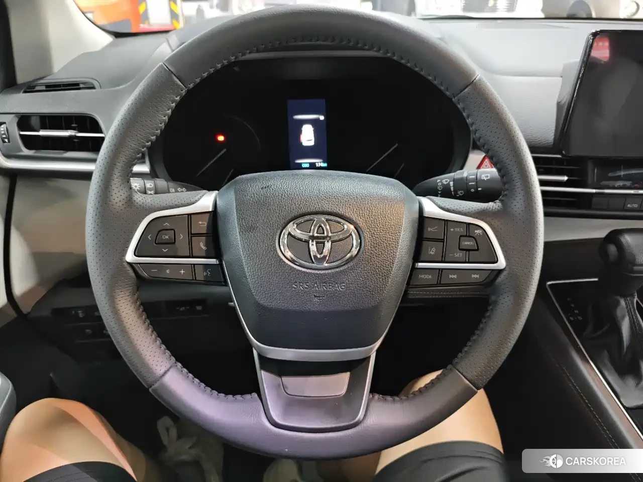 Toyota Sienna id 4576790 из Китая 11
