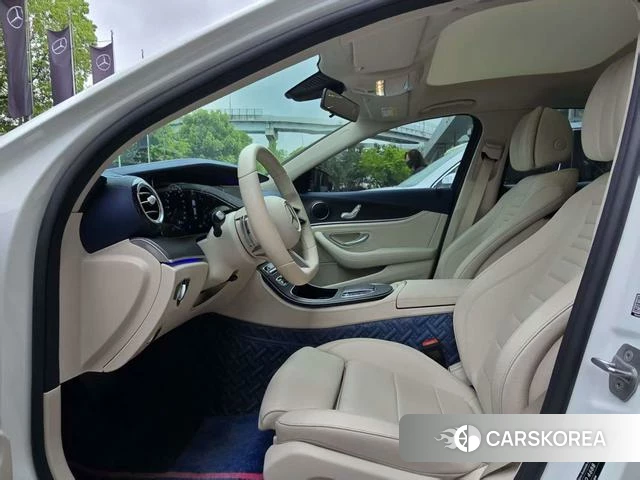 Mercedes-Benz E-class id 4276860 из Китая 17