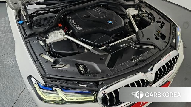 BMW 5 Series (G30) id 3964076 из Кореи 16