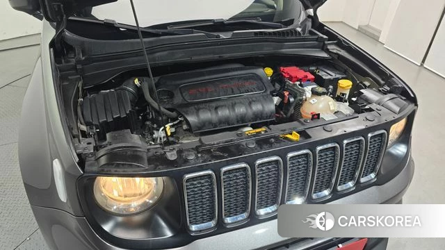 Jeep Renegade id 4551388 из Кореи 16