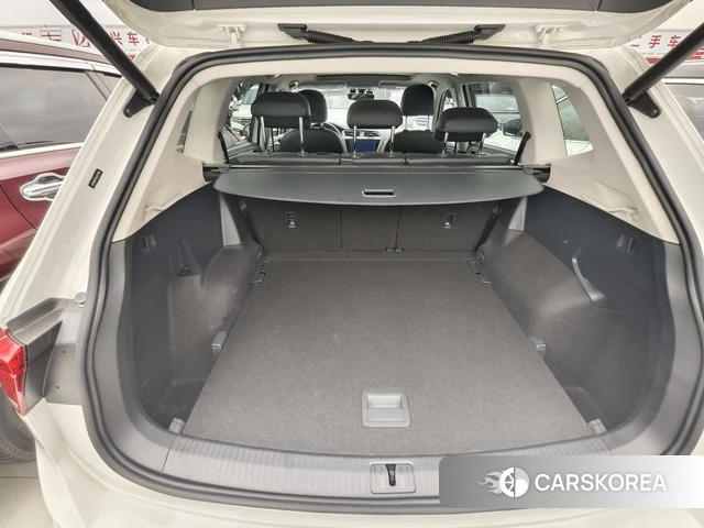 Volkswagen Tiguan L id 4314123 из Китая 12