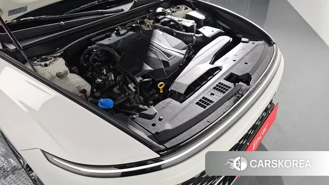 Hyundai Grandeur (GN7) id 3625052 из Кореи 16